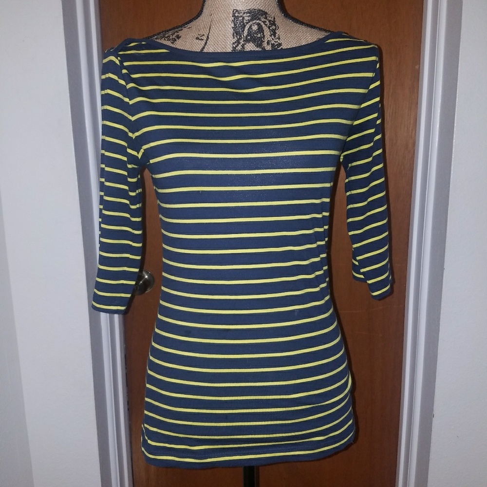 Navy & yellow top